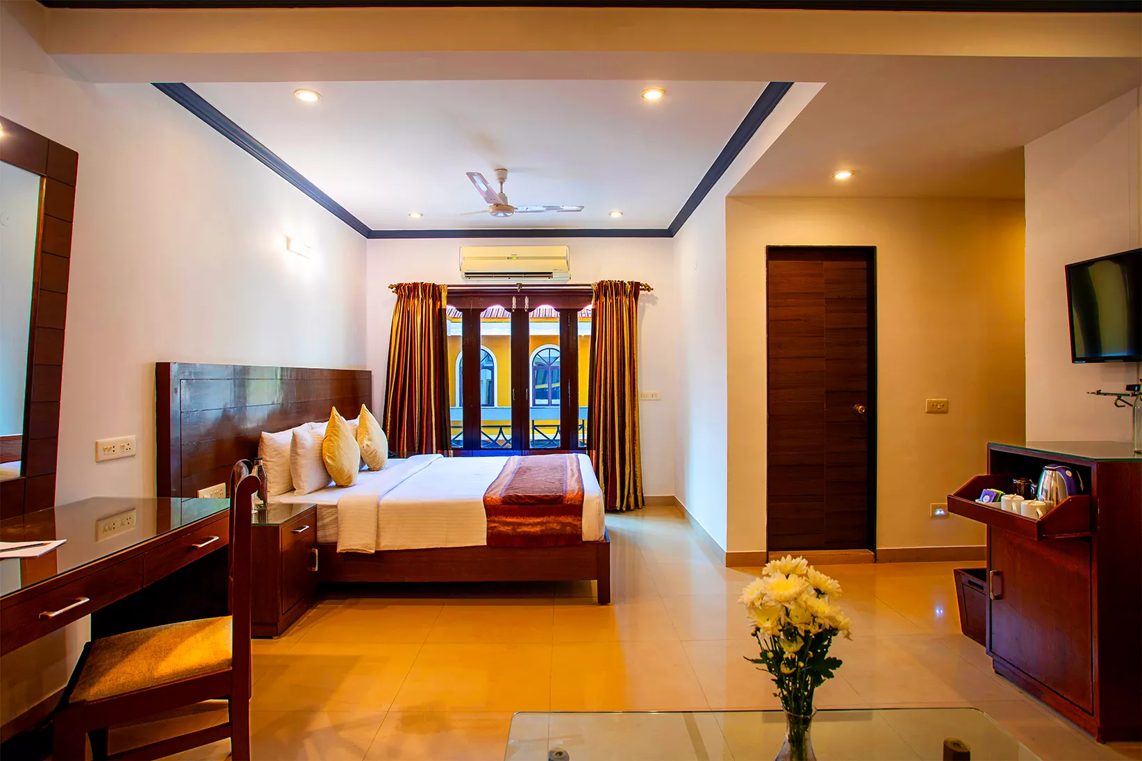 Goa Villagio Resort 